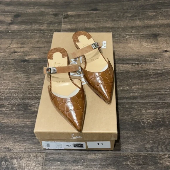 CHRISTIAN LOUBOUTIN Choc Lock croc-effect leather slippers BNIB 36.5 - Picture 6 of 10